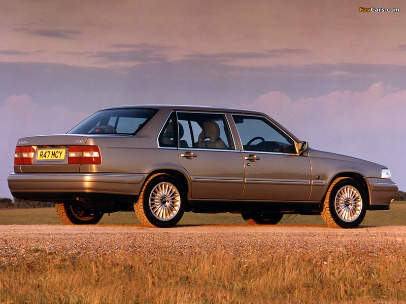 Illustration for article titled The Volvo 960 Was A Swedish Crown Victoria